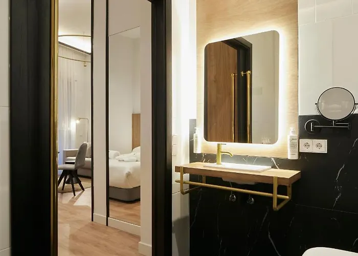 Limehome Zubieta Kalea 公寓