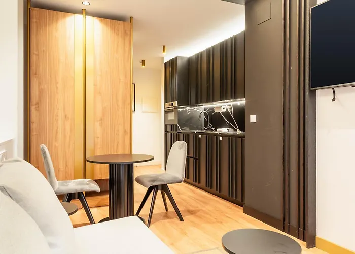 Limehome Zubieta Kalea * 圣塞瓦斯蒂安